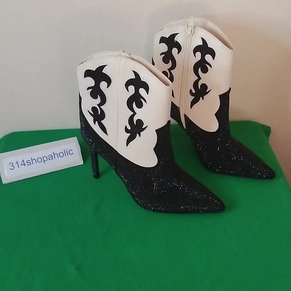 Black / Cream Ankle Boots With Rhinestones - Picture 5 of 5